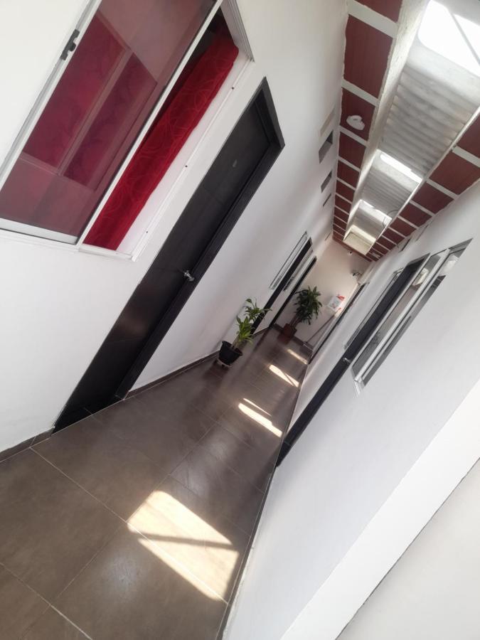 Apartaestudios El Jardin カリ エクステリア 写真